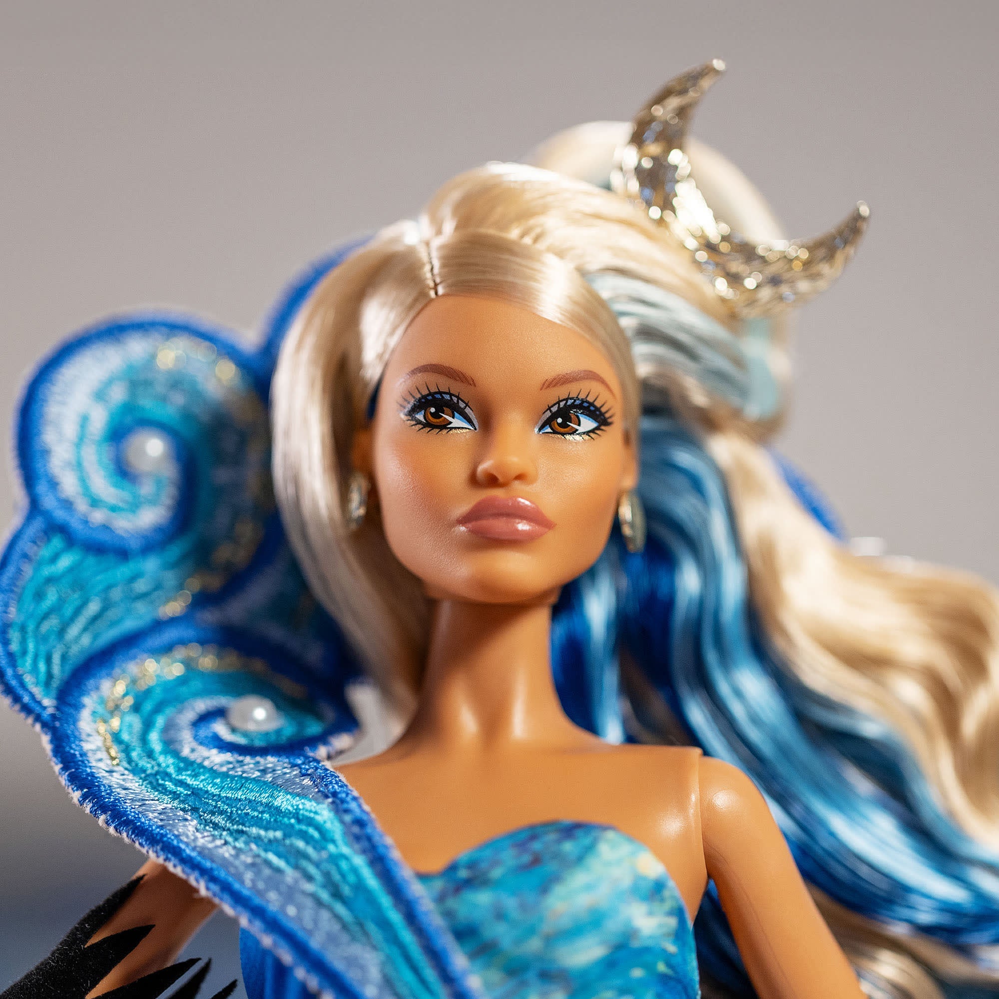 Muñeca Barbie x MoMA Vincent van Gogh